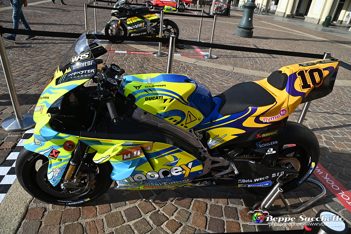 VBS_3896 - Autolook Week - Le auto in Piazza San Carlo.jpg